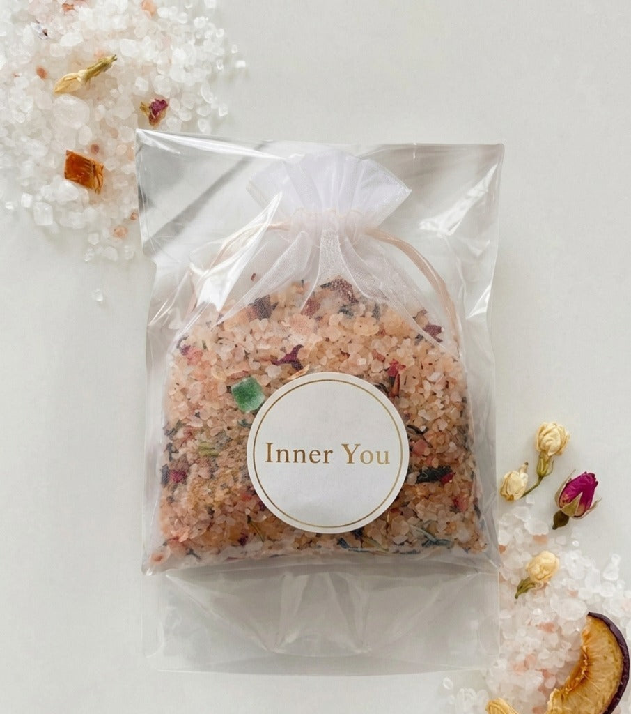 Inner You Botanical Bath Salt Sugar Plum in Organza Bag – 200g Himalayan Salt with Dry Flowers
